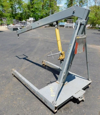 USED MIXER LIFT CHERRY PICKER LIFT