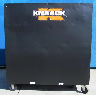 USED KNAACK 100