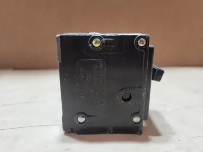 Used CUTLER-HAMMER BR240 Switchgears British Columbia CA | Lenmark #835777