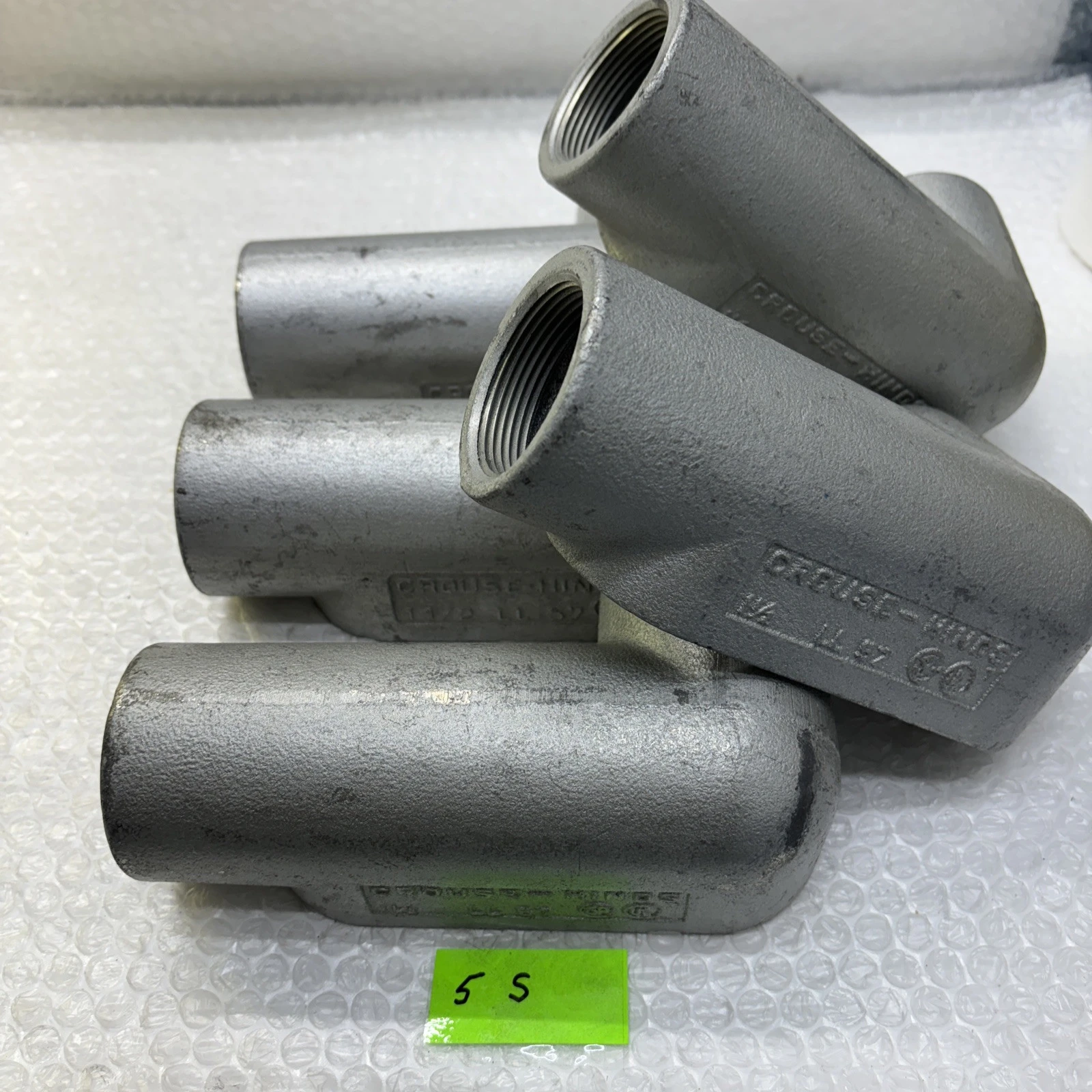 NEW CROUSE-HINDS 1 1/2 LL57