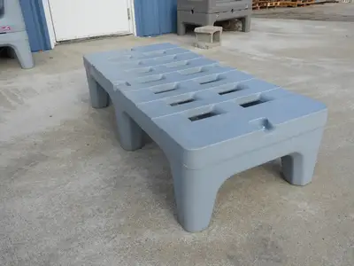 Used Metro Used Metro HP2248PDMB 48" x 22" x 12" Bow Tie Dunnage Rack 3000lb Racks/Shelving Illinois US | Falcon Restaurant Supply #1376596