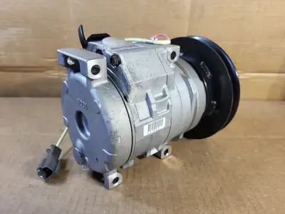 NEW HITACHI 4436025