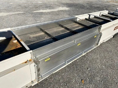 USED INFEED CONVEYOR 21 FEET LONG