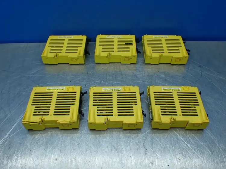 Used _UNKNOWN_ _UNKNOWN_ Input / Output Modules Ohio US | HGR 24 #1150605