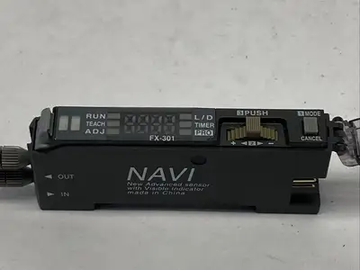 FX-301 | SunX Navi  Digital Fiber Optic Sensor NPN - Used