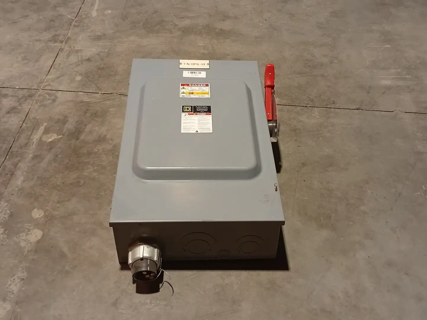 USED SQUARE D CH324N