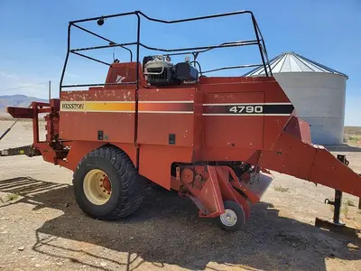 USED 2005 HESSTON 4790