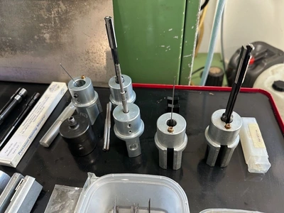 2013 DELAPENA E1000S Honing Machines | Charter Auctions (31)