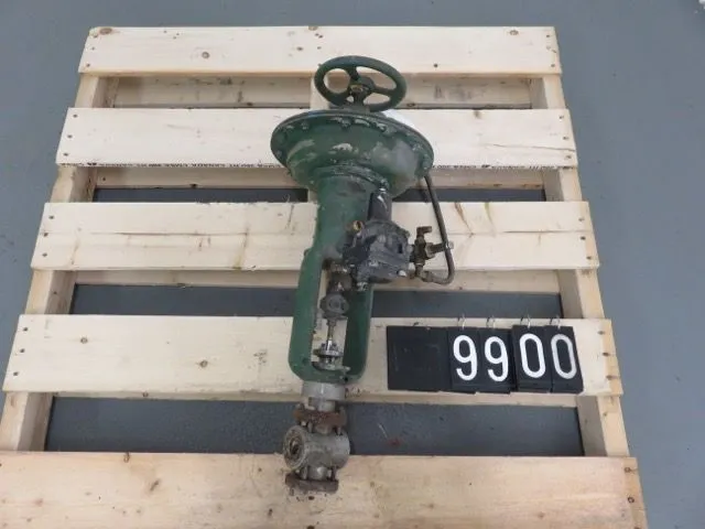 Fisher control valve type BF, size 1", material 316ss