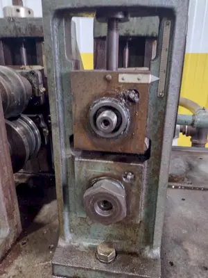 6 STAND X 8" X 1.5" YODER MODEL M1-1/2 ROLLFORMER, 16 STAND BASE: YOBRO #24215