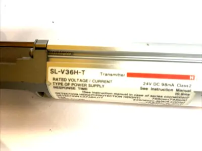 USED KEYENCE SAFETY LIGHT CURTAIN PAIR SL-V36H-R