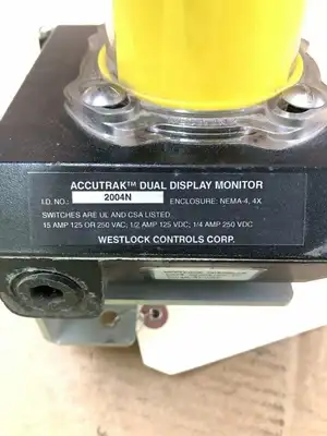 Westlock 2004N Accutrack Dual Display Monitor / Valve Positioner 125/250VAC/DC