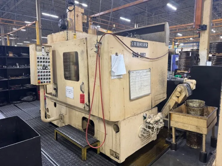 LIEBHERR L-402 Gear Hobbers | International Used Machinery / Syracuse Machine Tools Inc.