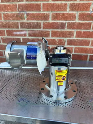 NEW LIGHTNIN / SPX SR3S50 REACTOR MIXER 11" FLANGE FITTING W/ .5 HP MOTOR, IMPELLER