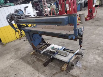 72" JETLINE SEAM WELDER WITH 3-WAY COPPER GROOVE BOTTOM CLAMP & MILLER COMPONENTS: STOCK #23642