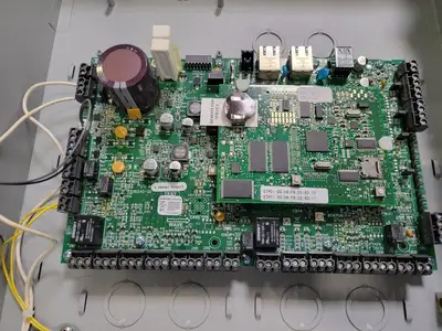 USED LENEL NGP-2220