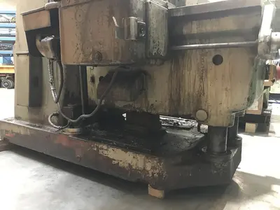 USED TOS FA5AV X: 1400 - Y:420 - Z: 400MM
