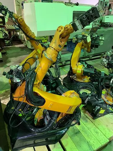 Used 2006 KUKA KR 6 ARC Robots Michigan US | Aucto #1332219