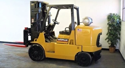 USED 2003 CATERPILLAR GC70K