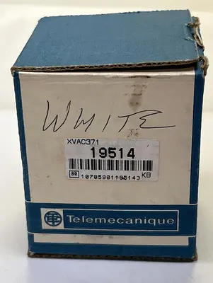New | in-Stock TELEMECANIQUE XVAC371 Lighting | Surplus Asset Holdings #1226531