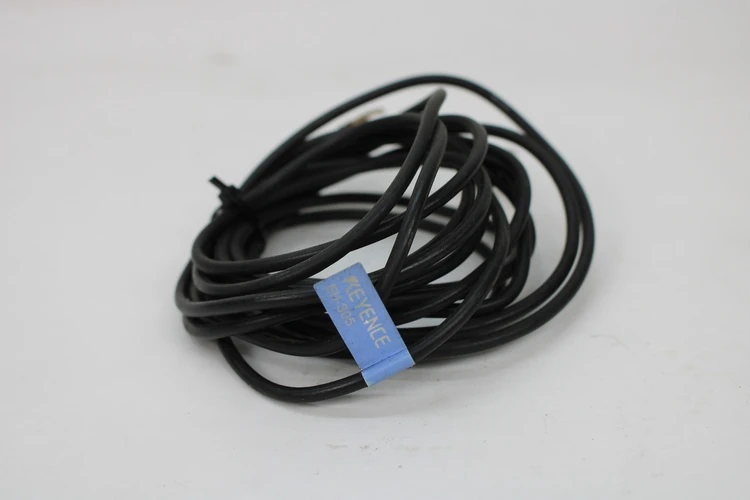 Used KEYENCE EH-305 Proximity Sensors Kentucky US | Industrial Parts R Us Inc. #357162