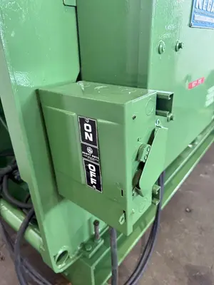 8,000 LB X 18" X .187" REGAL COIL CRADLE & STRAIGHTENER. STOCK #1227024