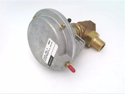 Honeywell VP512A1700 Pneumatic Valve [New]