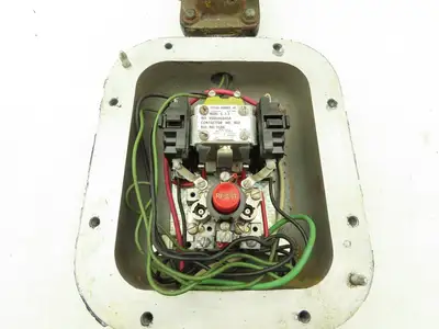Cutler-Hammer 9586H6072A Manual Motor Starter Overload Contactor 460V 9586H6045A