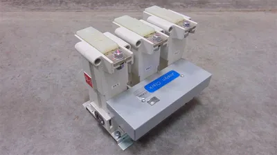 Joslyn Clark MVC77U032A50-76-X0405 USAVAC Vacuum Contactor 200 Amps 5kV Used