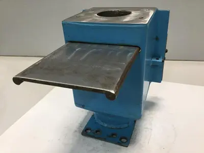 USED BUNTING MAGNET109