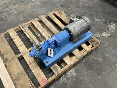 2 HP Viking Internal Gear Pump, Model HL4124A