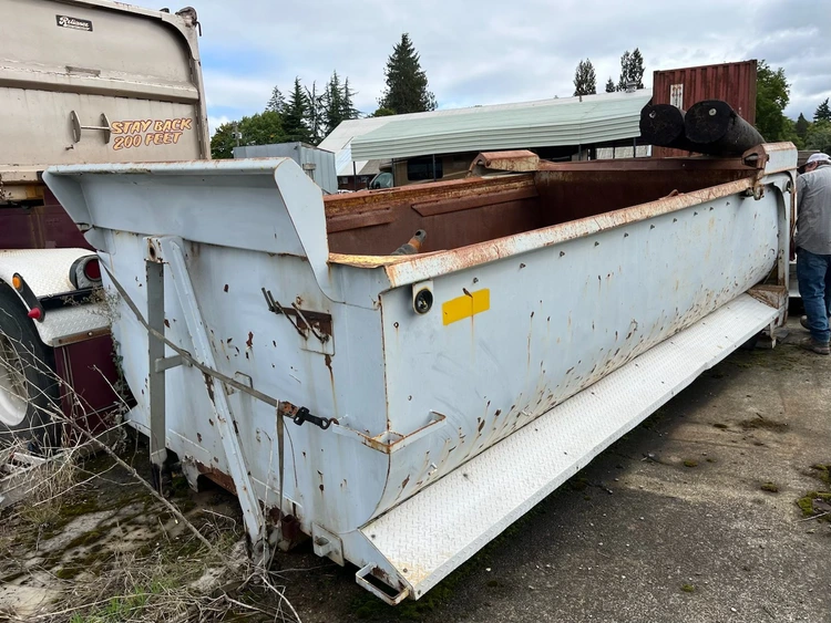 Used _UNKNOWN_ _UNKNOWN_ Dump Trailers Oregon US | KNM Equipment Sales & Service #1363678