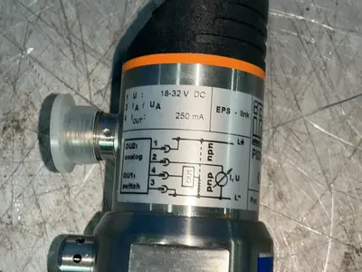 Used IFM ELECTRIC PI2093 Pressure Transmitters Ohio US | HGR 24 #1324399