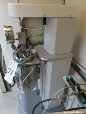 Used Parr Model 4526 Bench Top Reactor 2L 1900 PSI with 4848 Controller