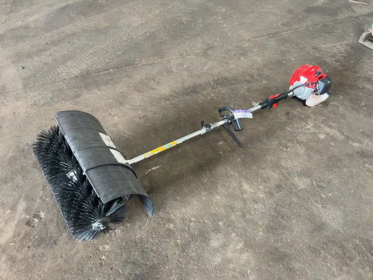 Used _UNKNOWN_ _UNKNOWN_ Power Brooms Michigan US | Miedema Asset Management Group #1230418