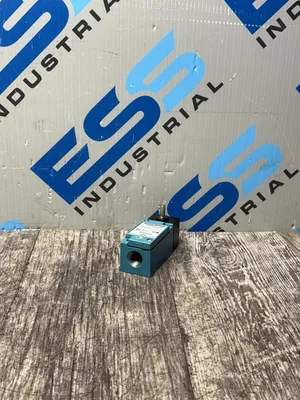 MICRO SWITCH LSA3K Limit & Snap Action Switches | ESS Industrial Equipment Sales (2)