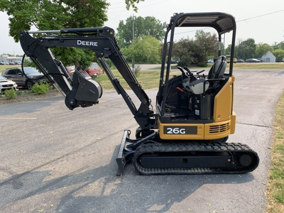 USED 2019 Deere 26G