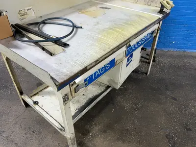 Used STRONG HOLD _UNKNOWN_ Work Benches Ohio US | HGR 24 #1358090