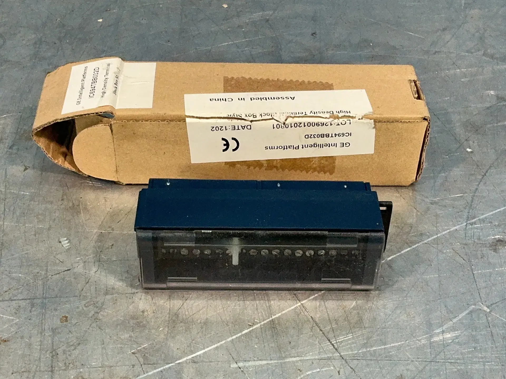 Used GENERAL ELECTRIC IC694TBB032D Terminal Blocks Ohio US | HGR 24 #1357433