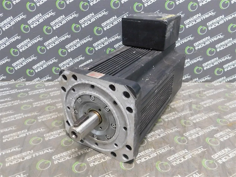 Moog FAST-2-M4-030-00-02-16 Brushless Servo Motor 180V 15.8A 2.79kW 3000rpm Used