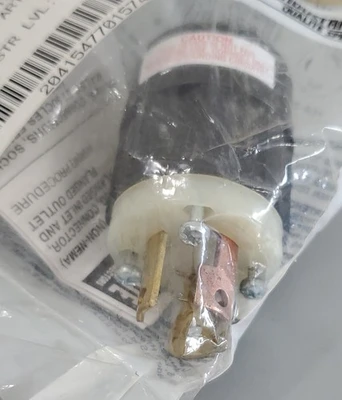 NEW Leviton 7567-C