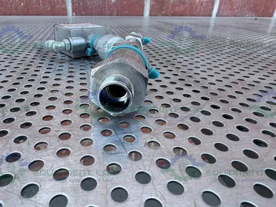 USED GEMU 540/15/D59405-1 PNEUMATIC VALVE ACTUATOR W/ PARKER 8Z(A)-F8L-250-SS VALVE