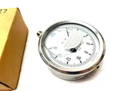 USED WIKA PRESSURE GAUGE: 4" DIAL, 0 TO 16 PSI, 1/4" THREAD, BSPP, BTM MOUN
