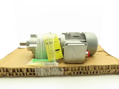 Nord SK372.1Z VL-80LP/4 CUS Nordbloc.1 Helical Gear Motor 25.85:1 67rpm 1Hp 460V