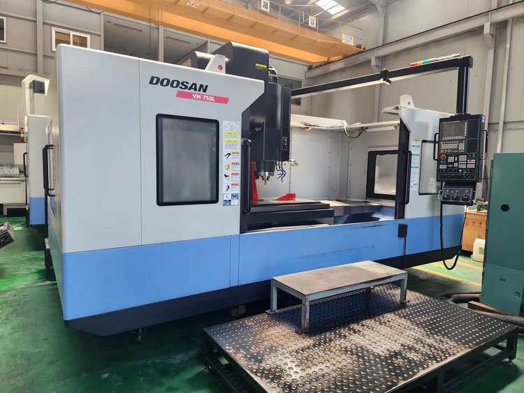 Used 2014 DOOSAN VM 750L Vertical Machining Centers California US | Machinery Network #5795