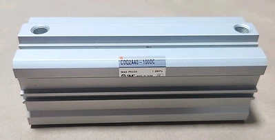 NEW SMC CDQ2A40-100DC