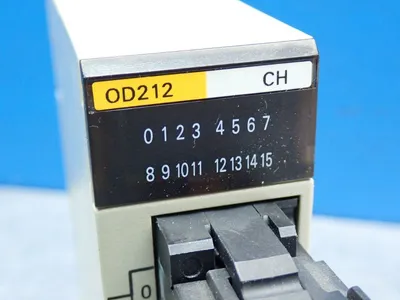 USED OMRON C200HOD212