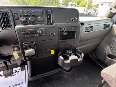 Used 2023 INTERNATIONAL MV607 Box trucks Florida US | Truck and Van Outlet #1509128