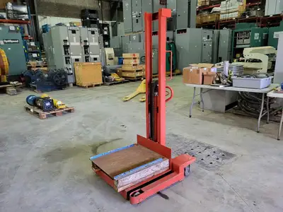 USED MAHAFFY MATERIALS SLH2424-70