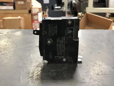 USED SQUARE D QOB115